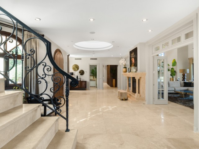 7 Makuuhuoneen Huvila Benahavís