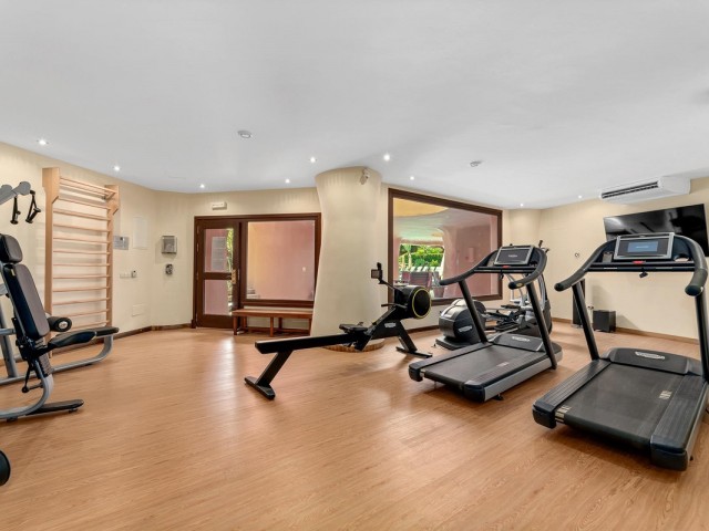 3 Sovrums Lägenhet i Estepona