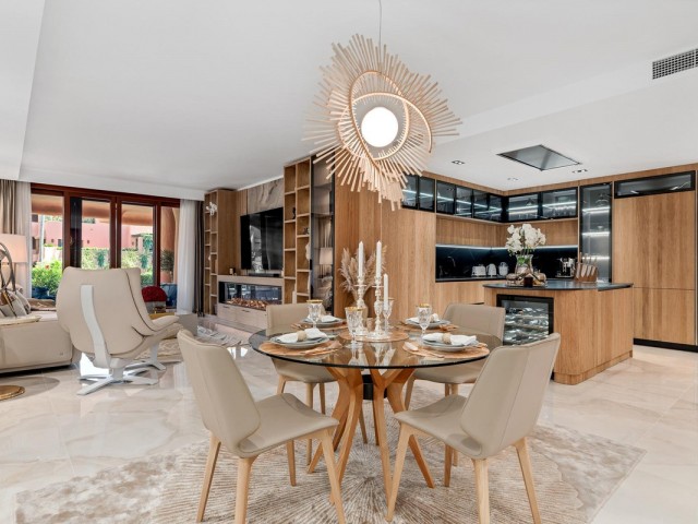 3 Sovrums Lägenhet i Estepona