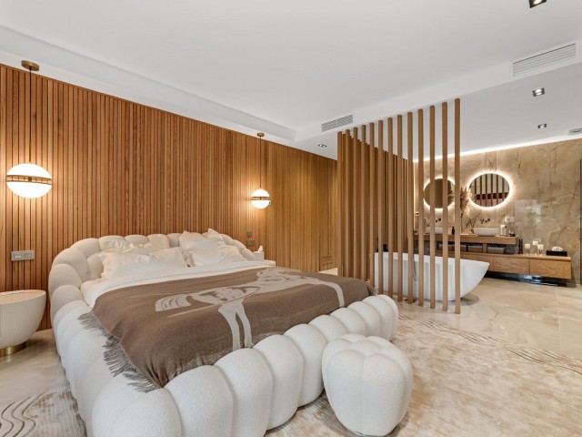 3 Sovrums Lägenhet i Estepona