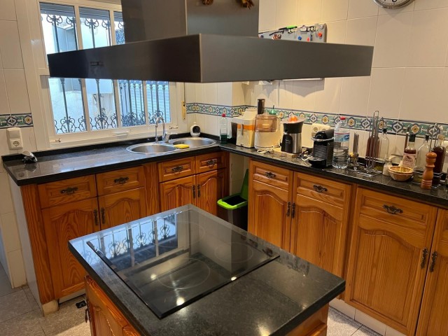 4 Bedrooms Villa in Nueva Andalucía