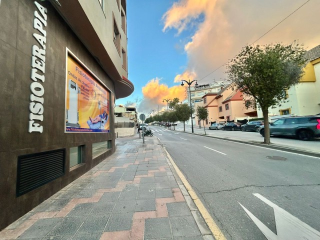 Commercial, Mijas Costa