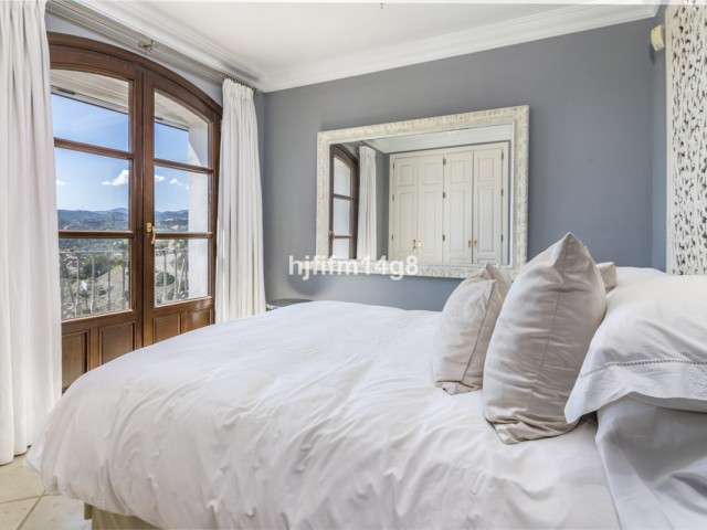 3 Makuuhuoneen Rivitalo La Heredia