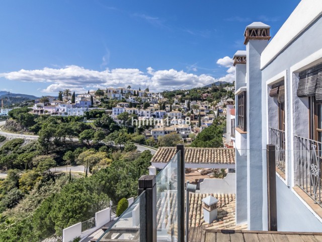 3 Makuuhuoneen Rivitalo La Heredia