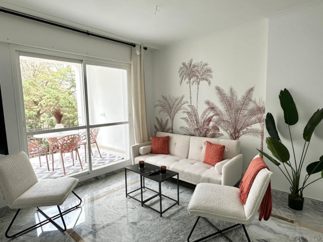 2 Bedrooms Apartment in San Pedro de Alcántara