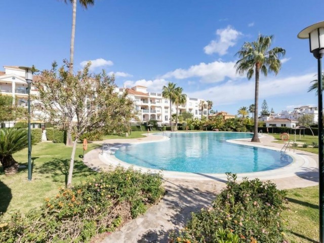 2 Bedrooms Apartment in San Pedro de Alcántara