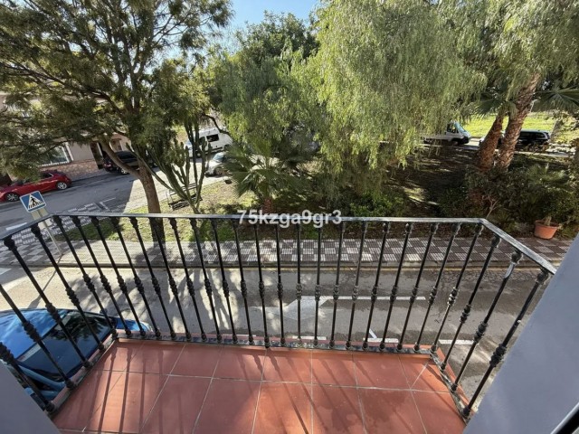 4 Schlafzimmer Reihenhaus in Estepona