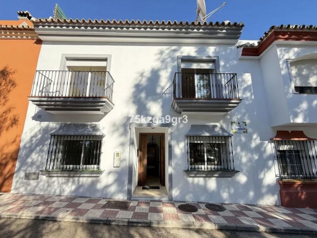 Radhus Estepona - R5274736
