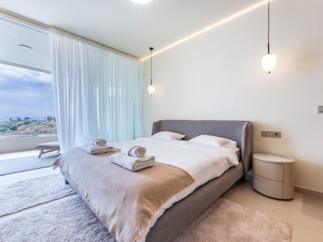 2 Bedrooms Apartment in Fuengirola