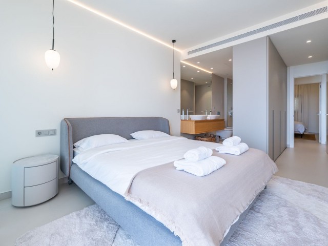 2 Bedrooms Apartment in Fuengirola