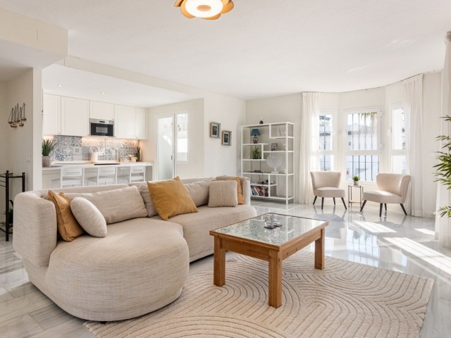 2 Schlafzimmer Apartment in Nueva Andalucía