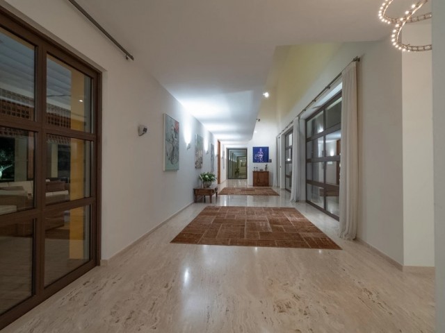 Villa avec 6 Chambres  à Sotogrande
