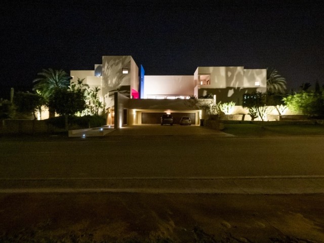 Villa avec 6 Chambres  à Sotogrande