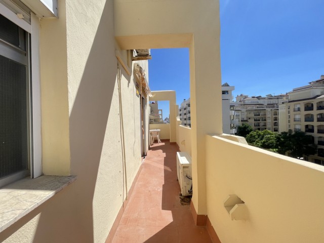 3 Bedrooms Apartment in Estepona