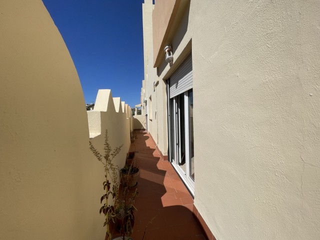 3 Bedrooms Apartment in Estepona