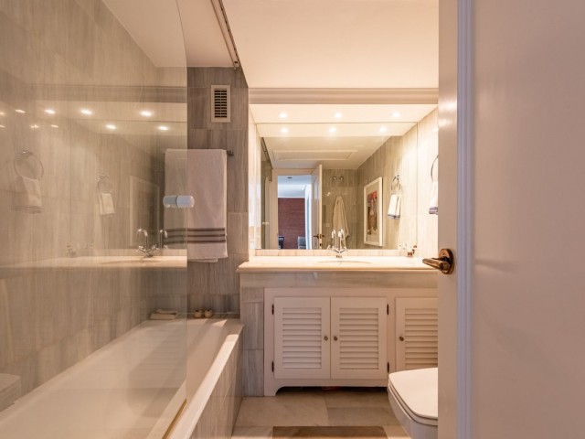 2 Schlafzimmer Apartment in Bel Air