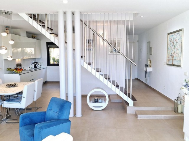 Villa, La Duquesa, R5264884