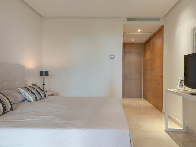 2 Bedrooms Apartment in Benahavís