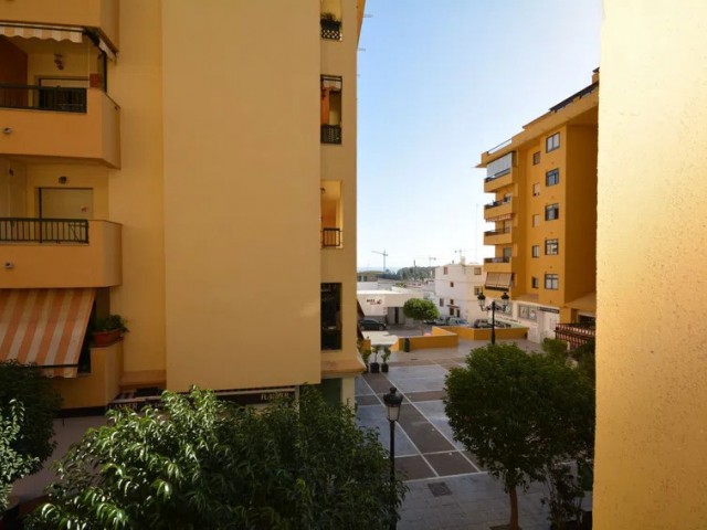 Apartment, San Pedro de Alcántara, R5283196