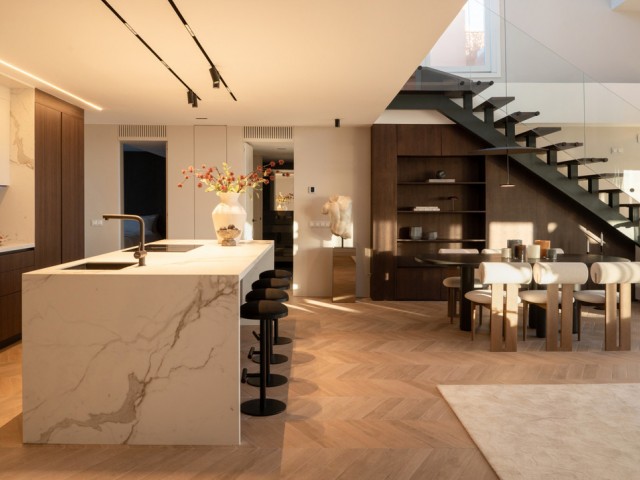 Penthouse avec 3 Chambres  à Nueva Andalucía