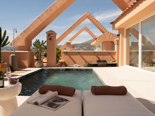 Penthouse avec 3 Chambres  à Nueva Andalucía