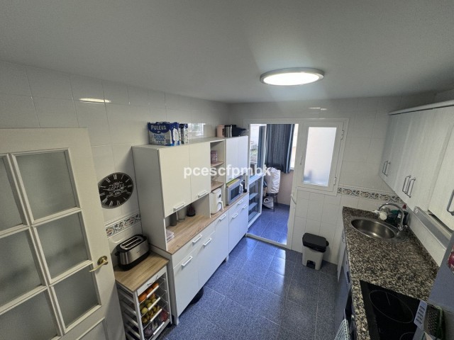 4 Bedrooms Apartment in Estepona