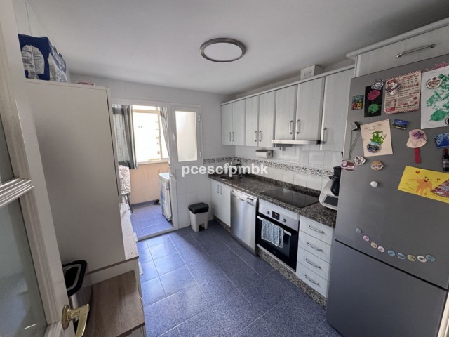 4 Bedrooms Apartment in Estepona