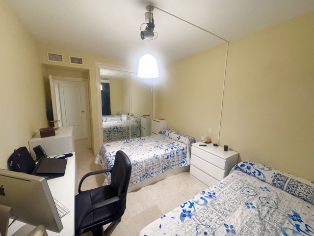 4 Sovrums Lägenhet i Estepona