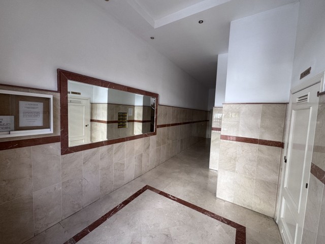 4 Sovrums Lägenhet i Estepona