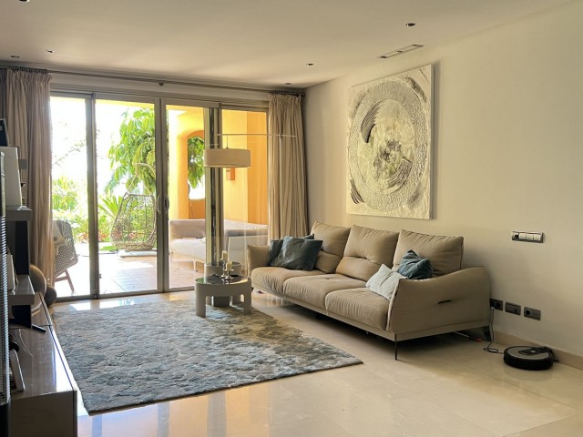 3 Bedrooms Apartment in Sierra Blanca