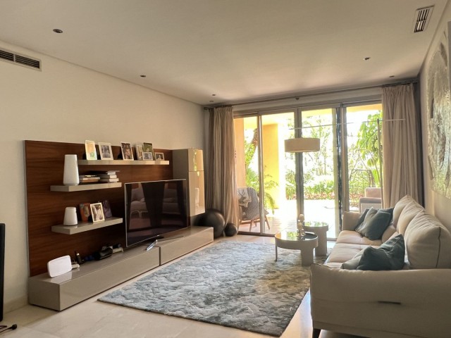 3 Bedrooms Apartment in Sierra Blanca