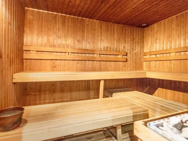 3 Bedrooms Apartment in Sierra Blanca