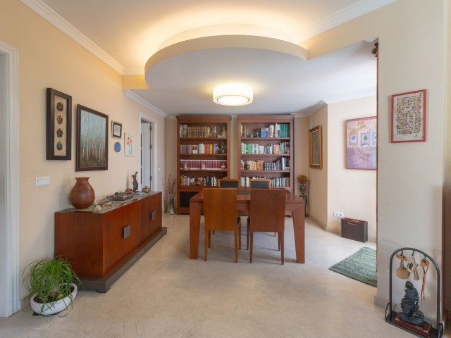 4 Bedrooms Townhouse in Marbella