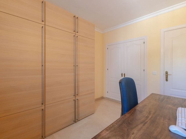 4 Bedrooms Townhouse in Marbella