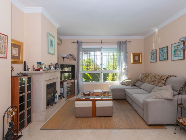 4 Schlafzimmer Reihenhaus in Marbella