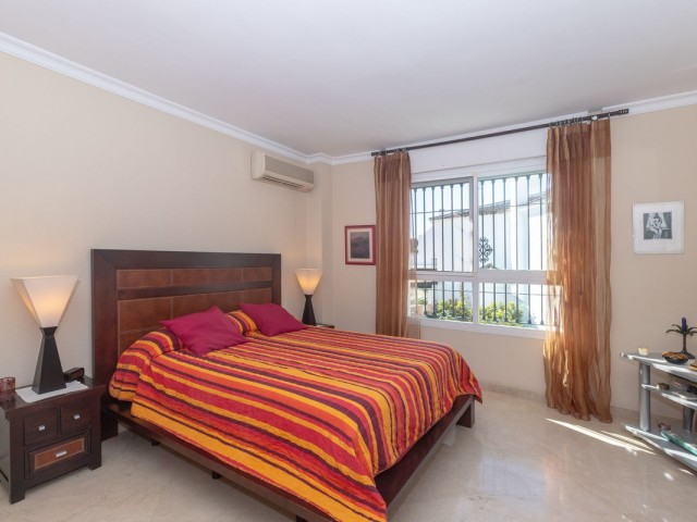 4 Schlafzimmer Reihenhaus in Marbella