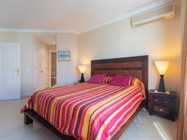 4 Schlafzimmer Reihenhaus in Marbella