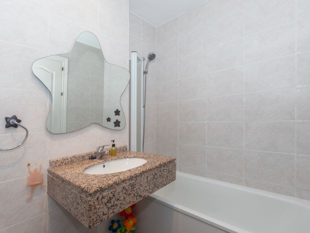 4 Schlafzimmer Reihenhaus in Marbella