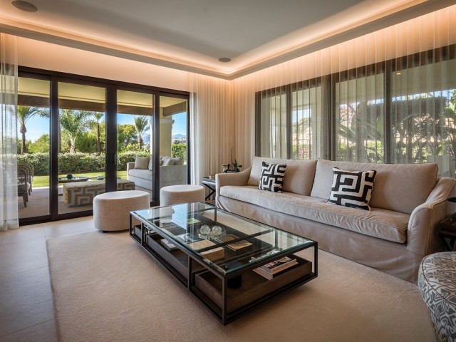 4 Soveroms Leilighet i Nueva Andalucía