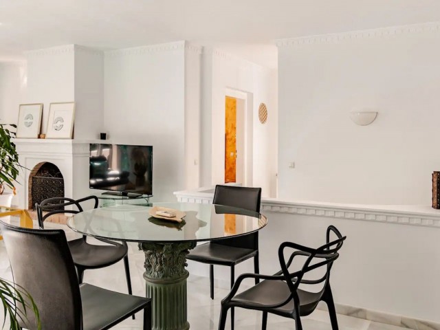 4 Bedrooms Villa in Nagüeles