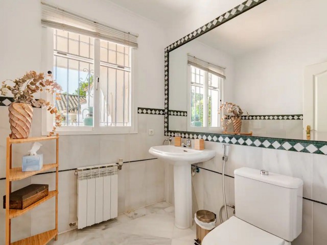 4 Bedrooms Villa in Nagüeles