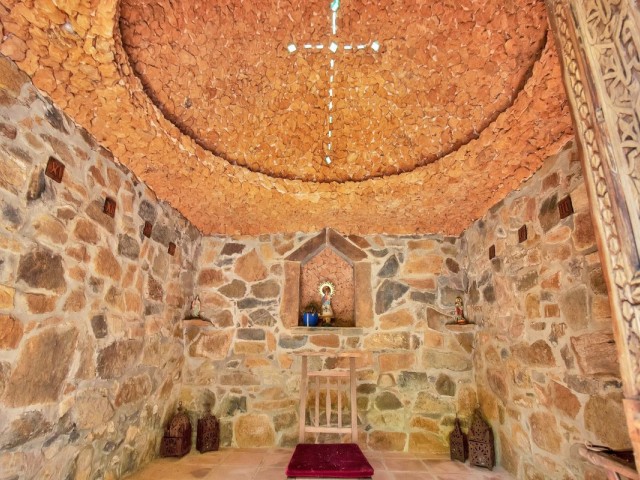 3 Makuuhuoneen Huvila Ojén