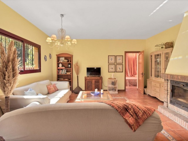 3 Schlafzimmer Villa in Ojén