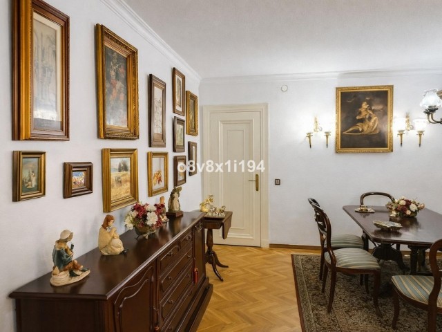 4 Bedrooms Apartment in Málaga