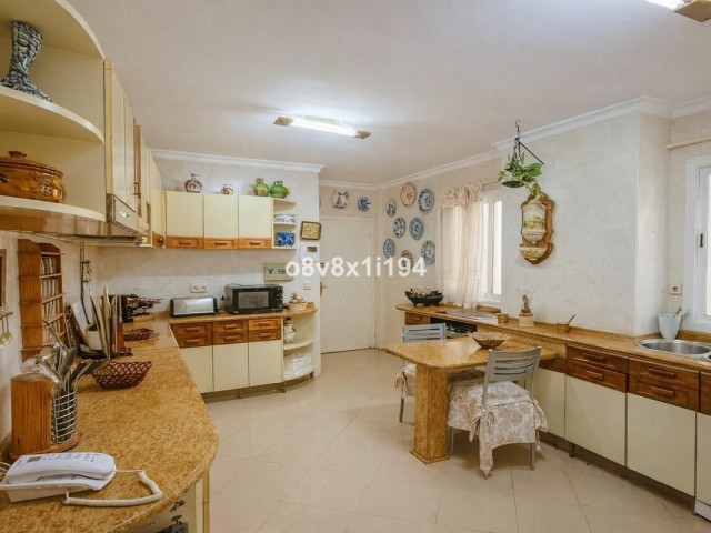 4 Bedrooms Apartment in Málaga