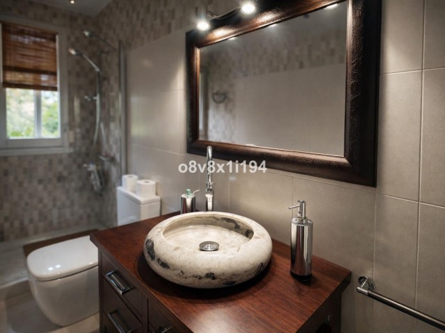 4 Bedrooms Apartment in Málaga