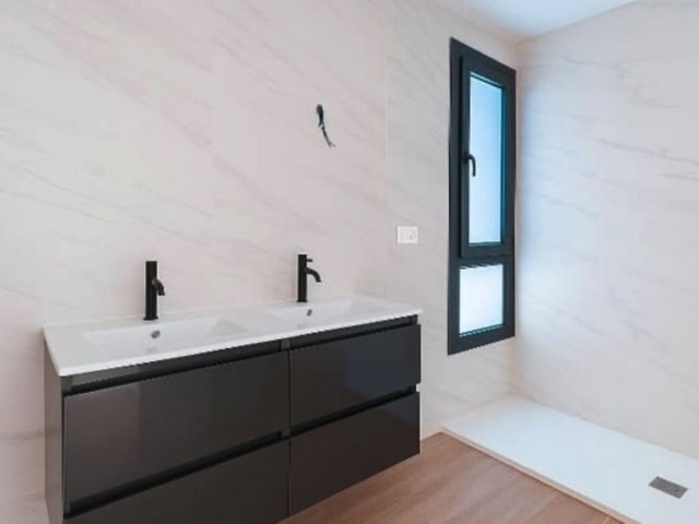 Villa, La Duquesa, R5271058