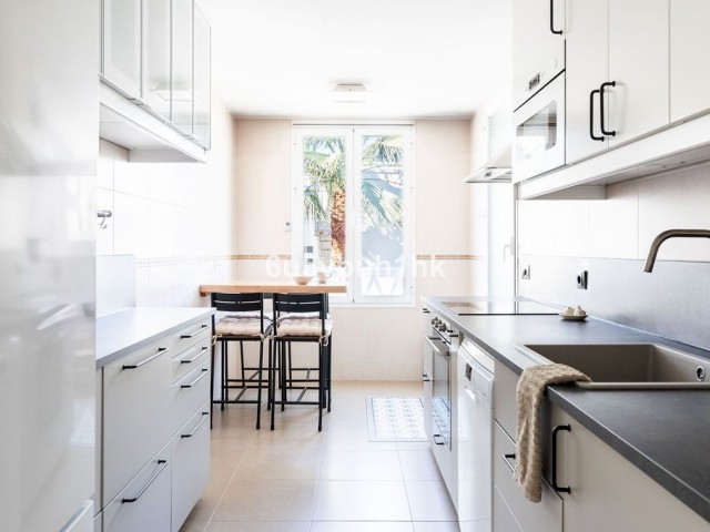 Penthouse, Torrequebrada, R5272009