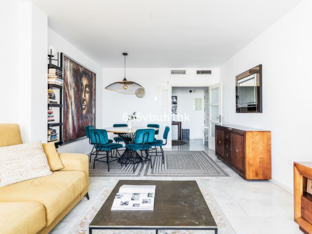 Penthouse, Torrequebrada, R5272009