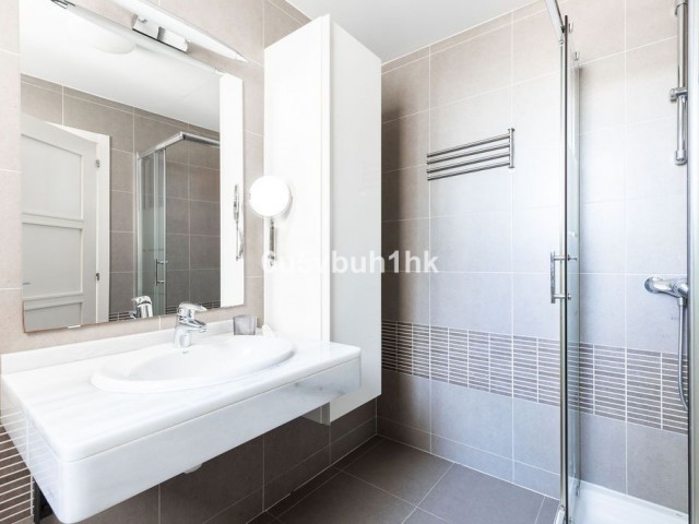 Kattohuoneisto Torrequebrada